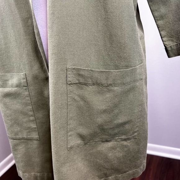 EILEEN FISHER COLLARLESS ORGANIC COTTON JACKET ARMY GREEN Size Medium - Picture 3 of 8
